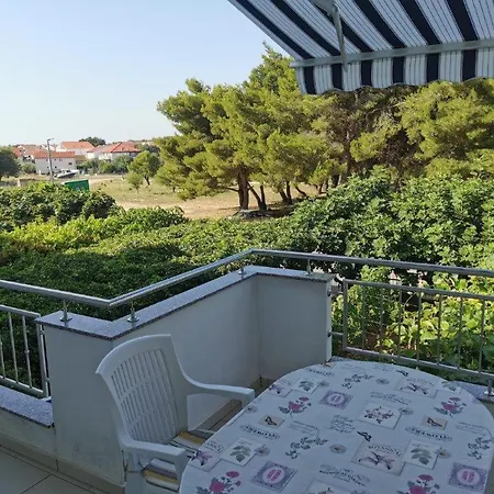 Apartament Biograd *