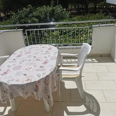 拜欧格拉德公寓 公寓 *