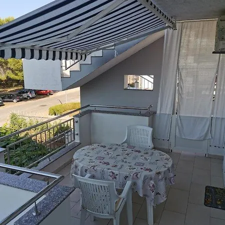 Biograd Apartment *