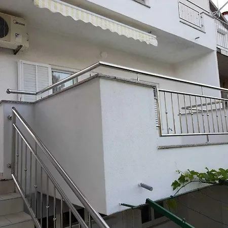 拜欧格拉德公寓 比奥格勒·纳·莫鲁