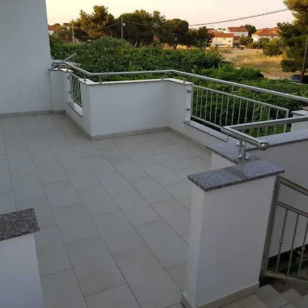 拜欧格拉德公寓 比奥格勒·纳·莫鲁