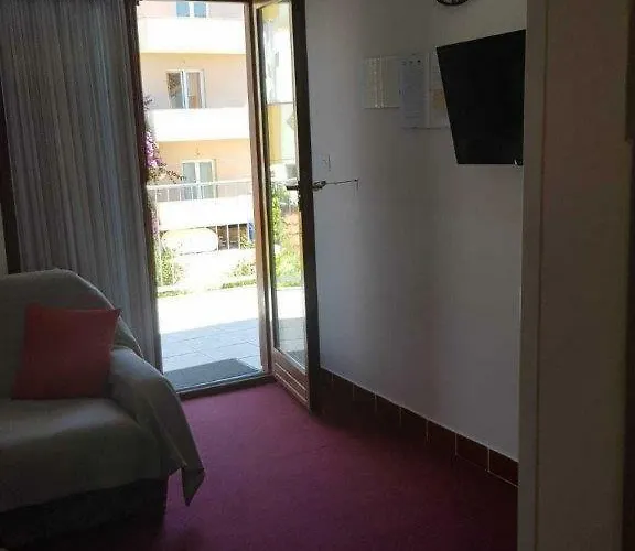 拜欧格拉德公寓 公寓 比奥格勒·纳·莫鲁