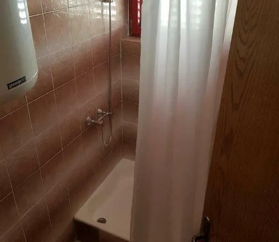 拜欧格拉德公寓 * 比奥格勒·纳·莫鲁